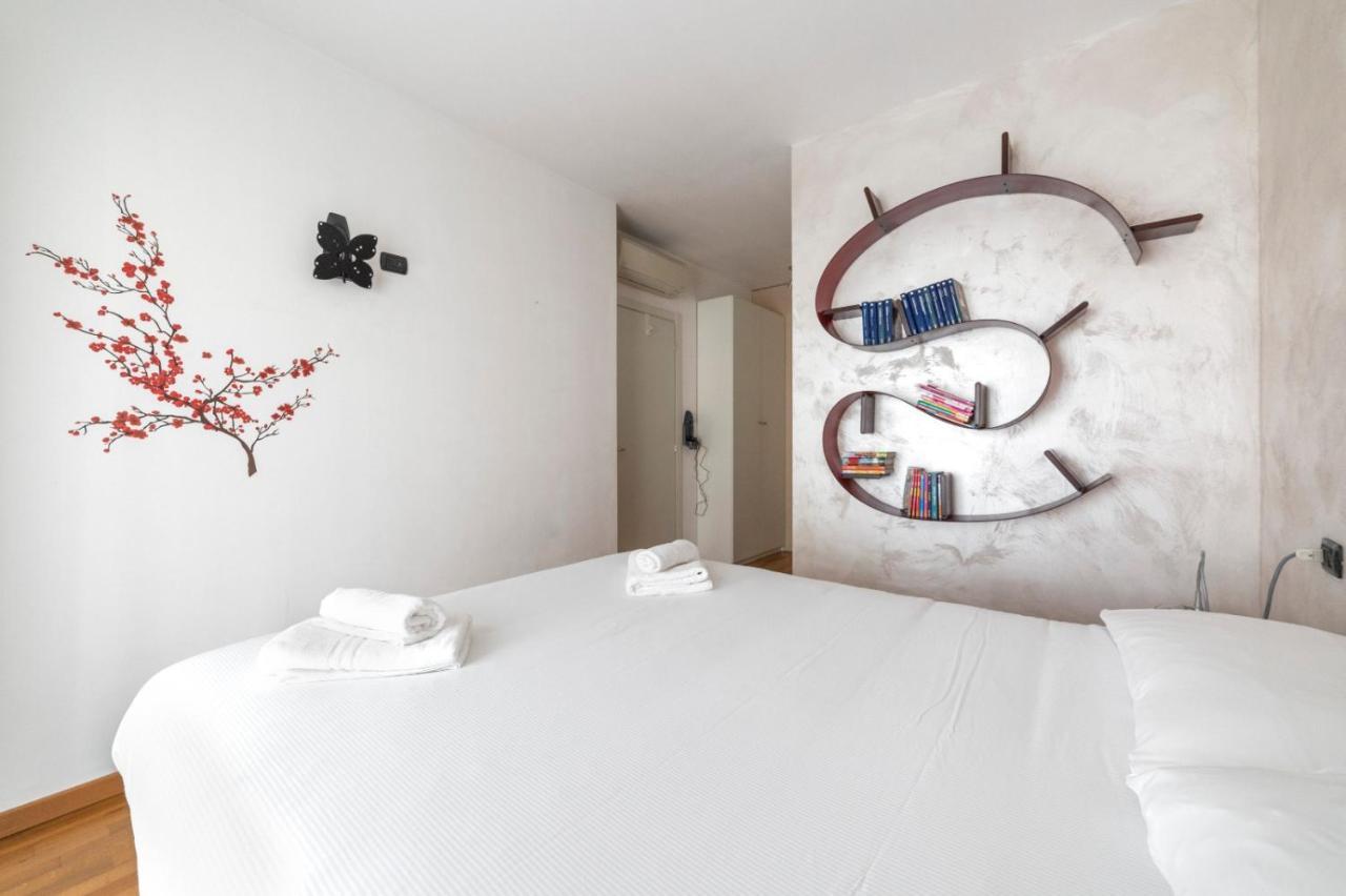 Milano Rogoredo Apartment With Garage Екстер'єр фото